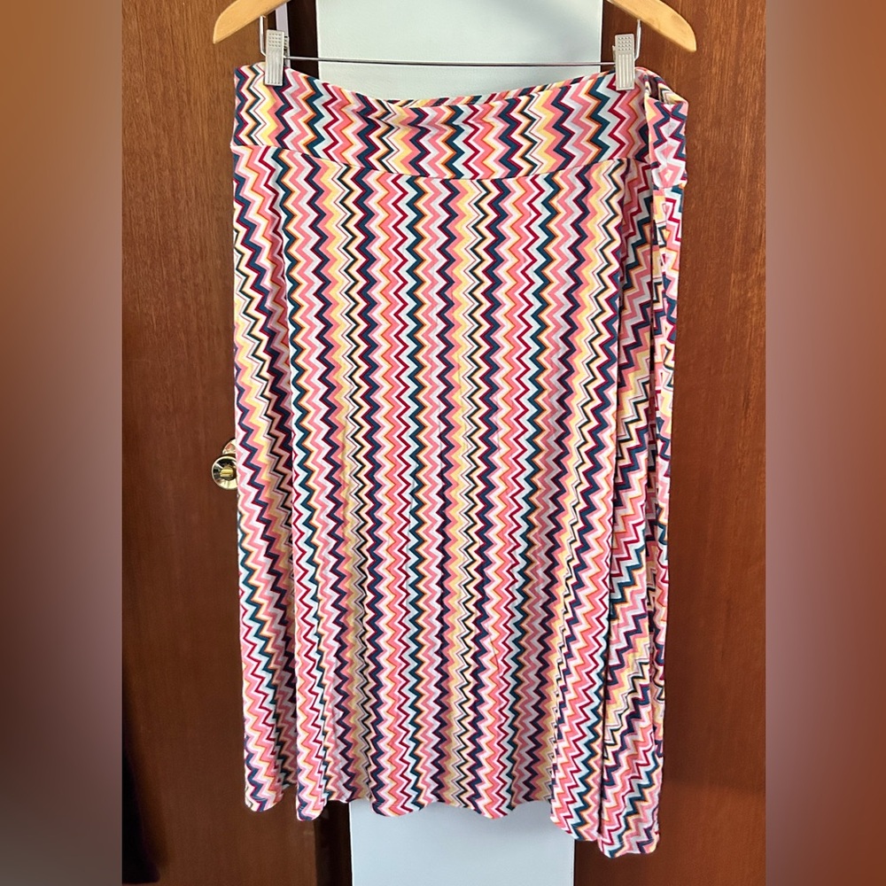 Colorful Zigzag Patterned Women's Skirt